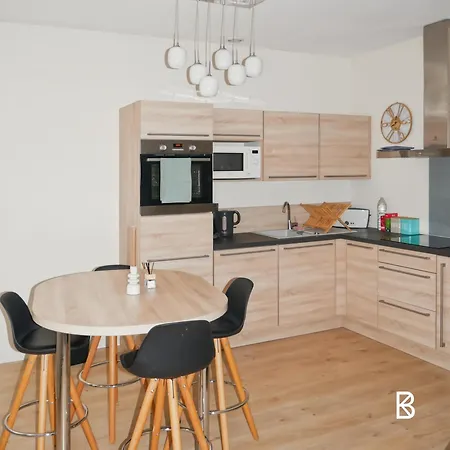 Apartment Lechappee Zaisne Jacuzzi Et Sauna Saint-Quentin (Aisne)