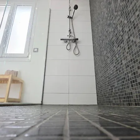 Lechappee Zaisne Jacuzzi Et Sauna * Saint-Quentin (Aisne)