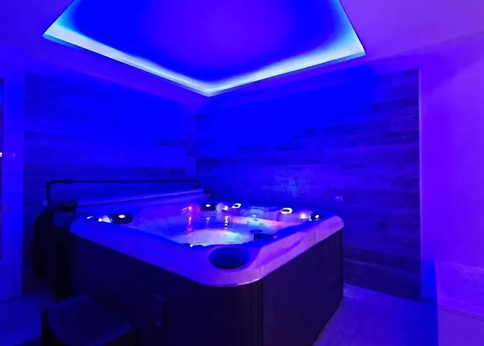 Lechappee Zaisne Jacuzzi Et Sauna *