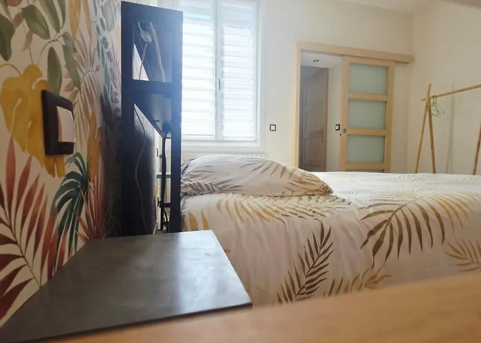 Lechappee Zaisne Jacuzzi Et Sauna * Saint-Quentin (Aisne)