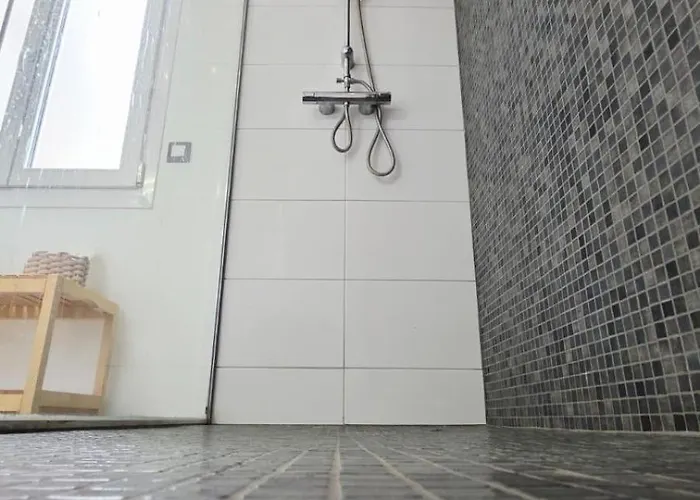 Lechappee Zaisne Jacuzzi Et Sauna * Saint-Quentin (Aisne)