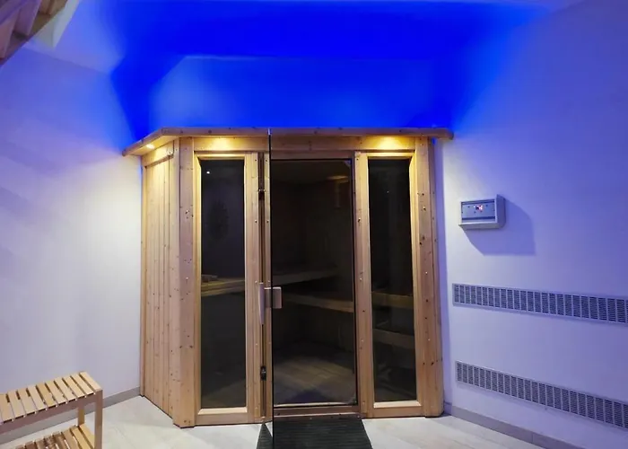 Apartment Lechappee Zaisne Jacuzzi Et Sauna Saint-Quentin (Aisne)